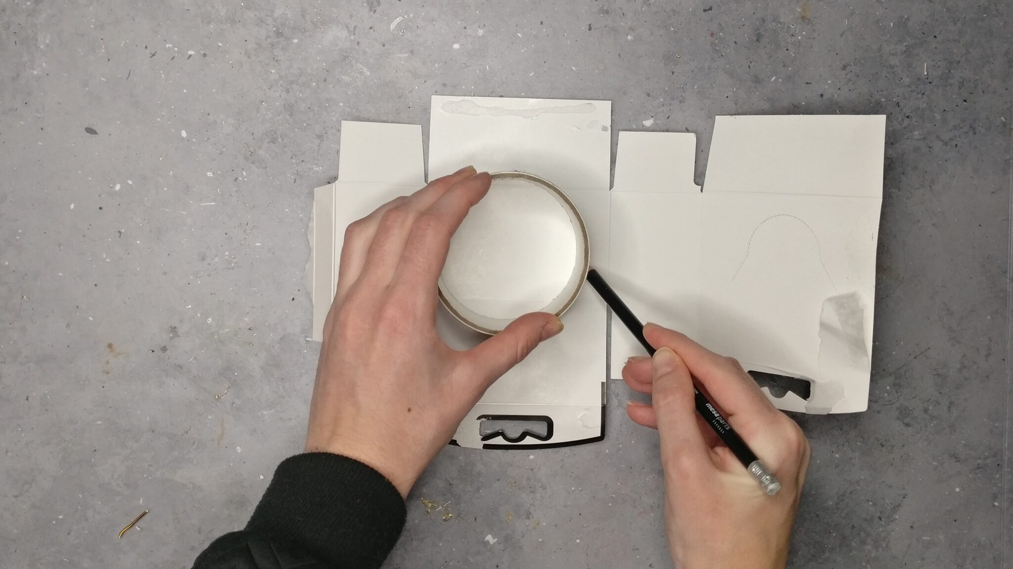 DIY Aufbewahrungsdosen aus Klebeband-Rollen