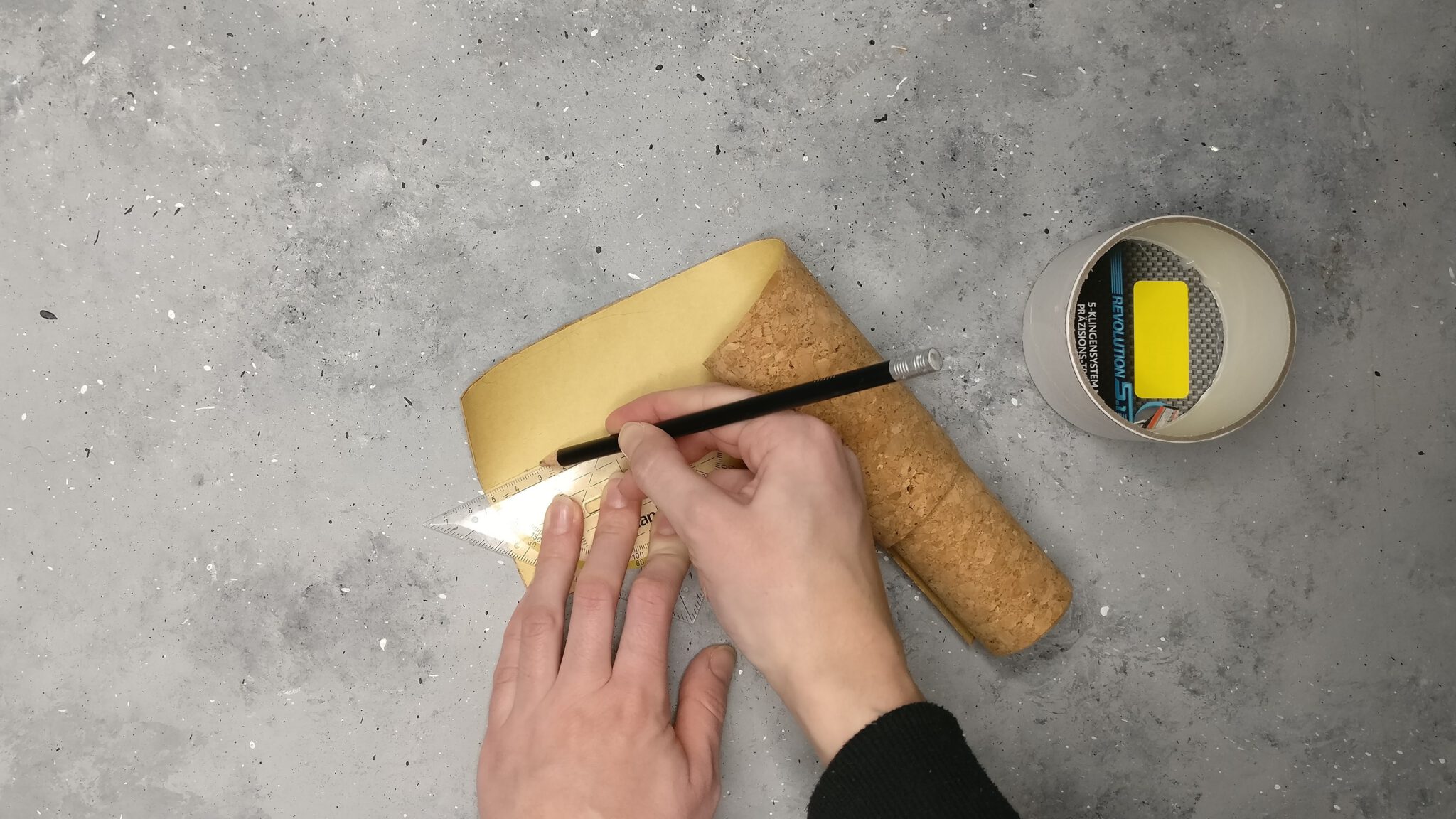 DIY Aufbewahrungsdosen aus Klebeband-Rollen