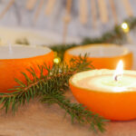 Upcycling: Aus Orangenschalen werden Kerzen für die Weihnachtszeit
