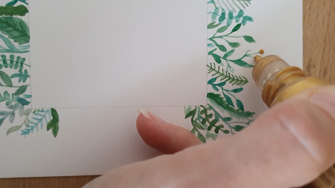 Selbstgemachte Karte zur Hochzeit Schritt 2: goldene Beeren anbringen