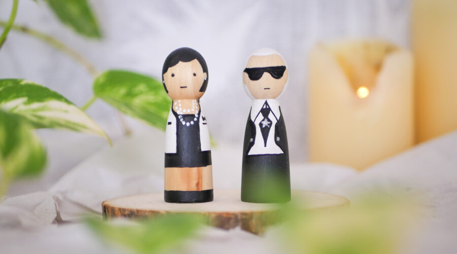 Holzfiguren bemalen: Coco Chanel und Karl Lagerfeld selber machen