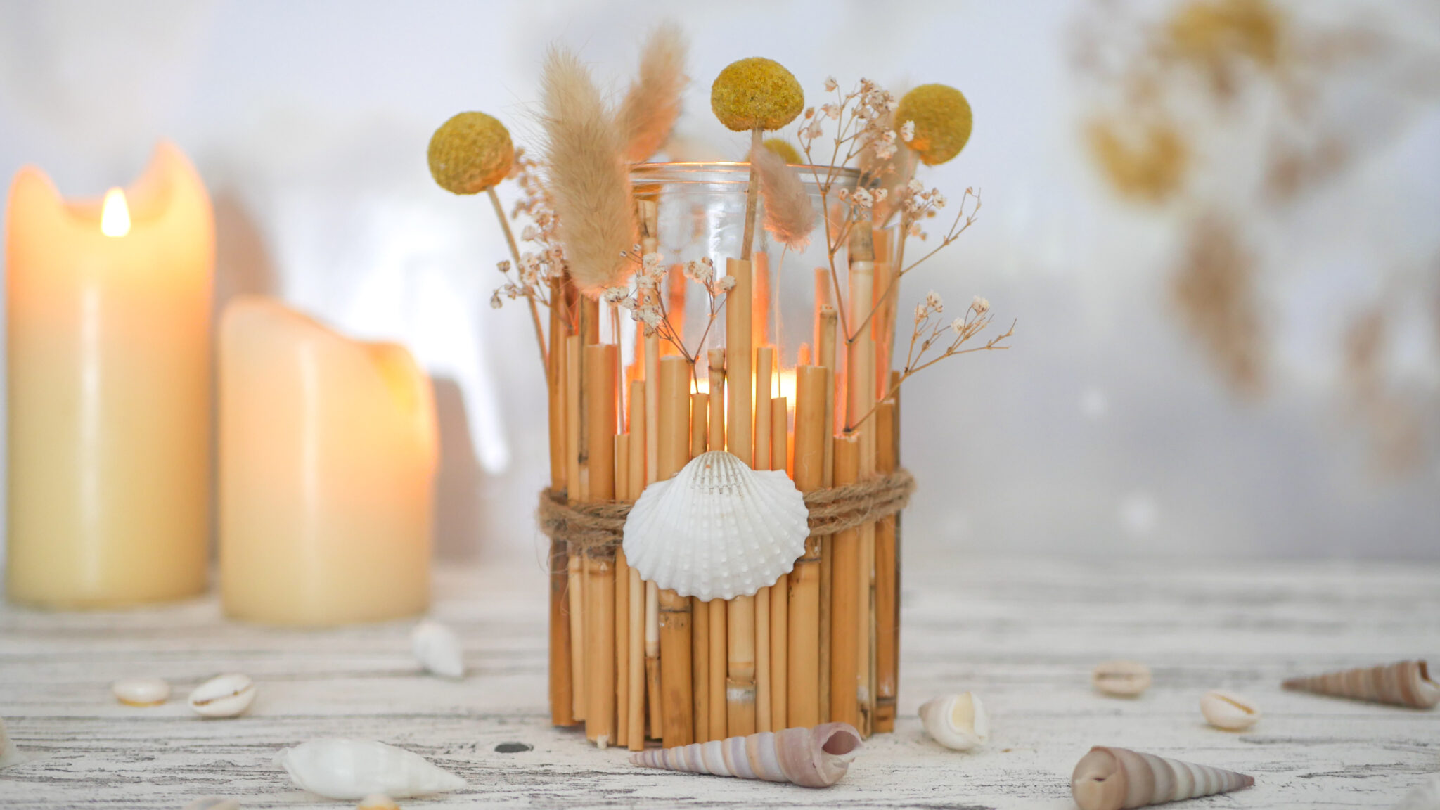 Bambus Windlicht mit Trockenblumen basteln — Scandify Your Life