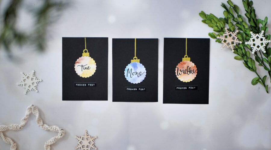DIY schwarze Weihnachtskarten mit Aquarell basteln