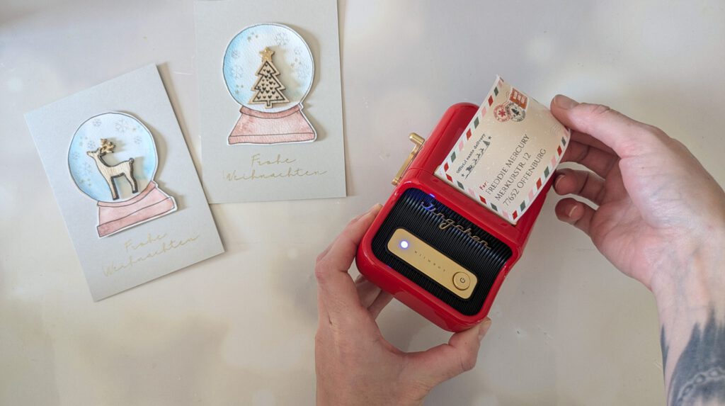 DIY Schneekugel Weihnachtskarten basteln Schritt 8: Etikett ausdrucken